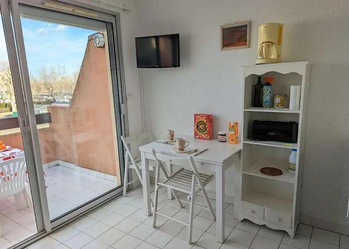 4 Couchages Avec Clim, Terrasse, Piscine Et Accès Direct à La - Fr-1-387-192 Marseillan (Herault)