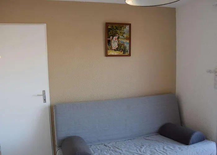 4 Couchages Avec Clim, Terrasse, Piscine Et Acces Direct A La - Fr-1-387-192 Apartmán Marseillan (Herault)