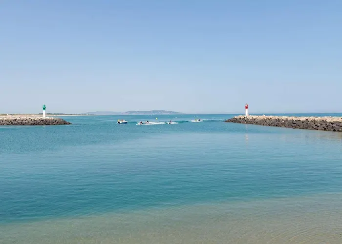 Apartmán 4 Couchages Avec Clim, Terrasse, Piscine Et Acces Direct A La - Fr-1-387-192 Marseillan (Herault)