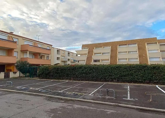 Apartmán 4 Couchages Avec Clim, Terrasse, Piscine Et Acces Direct A La - Fr-1-387-192